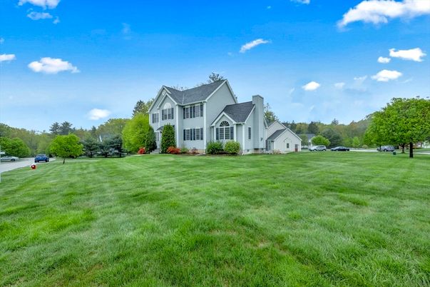 Attached, Backyard, Exterior, Facade, French Provincial