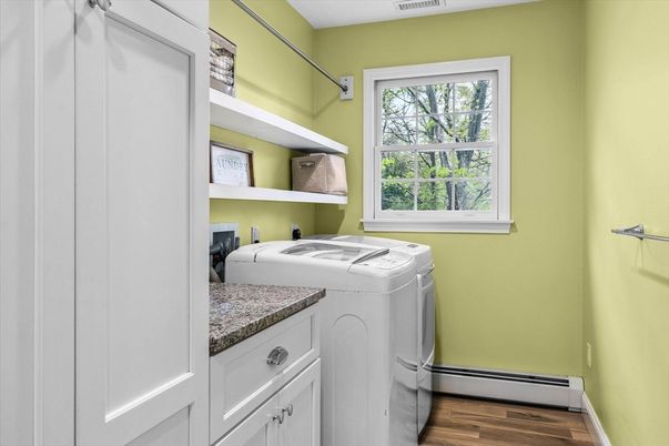 Interior, Washer, Wood Texture Flooring