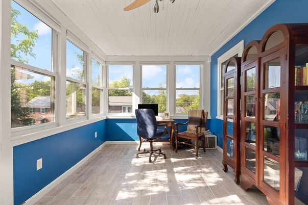Home Office, Interior, Sun Room, Wood Texture Flooring