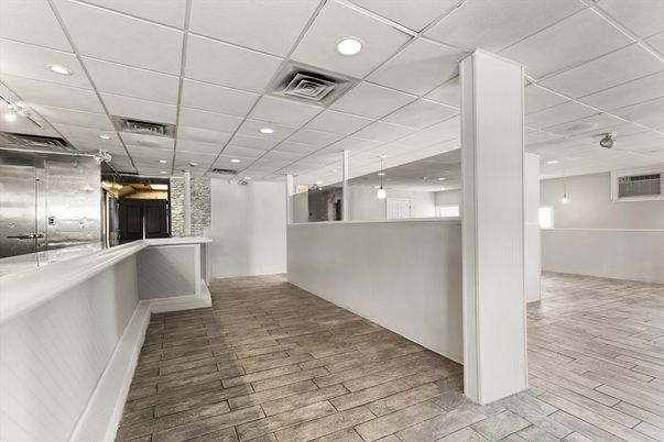Interior, Pendant Lights, Recessed Lighting, Wood Texture Flooring