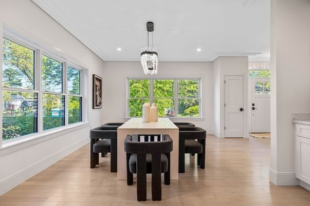 Chandelier, Dining room, Interior, Pendant Lights, Recessed Lighting, Wood Texture Flooring