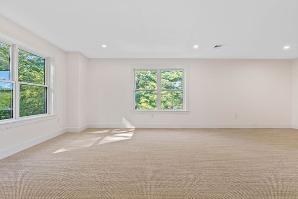 Empty room, Interior, Recessed Lighting