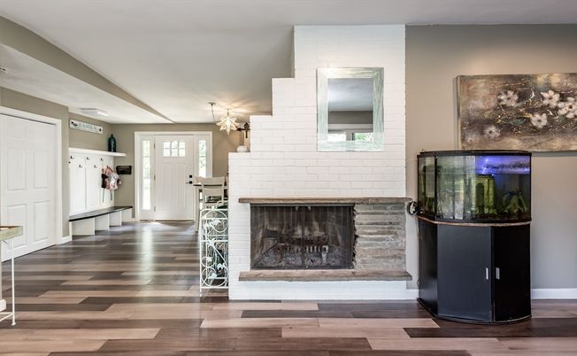 Chandelier, Fireplace, Interior, Wood Texture Flooring