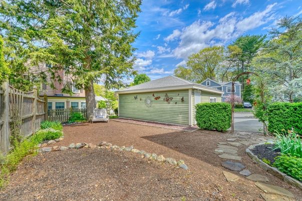Backyard, Detached Garage, Exterior