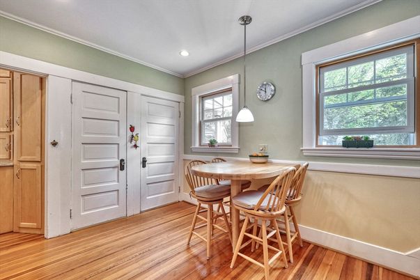 Dining room, Interior, Pendant Lights, Recessed Lighting, Wood Texture Flooring