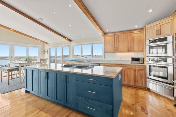 Dining room, Interior, Kitchen, Recessed Lighting, Stainless Steel Appliances, Wooden Beams, Wood Texture Flooring