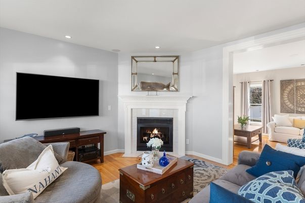 Fireplace, Interior, Living room, Recessed Lighting, Wood Texture Flooring