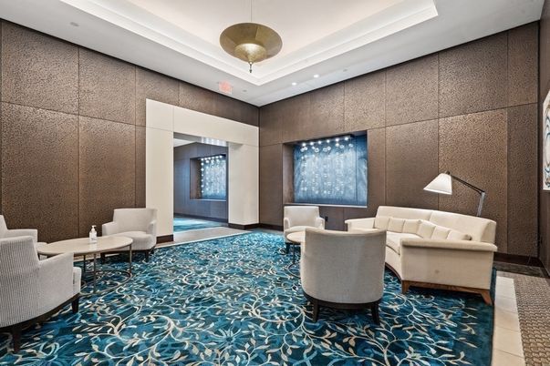 Interior, Living room, Pendant Lights, Recessed Lighting