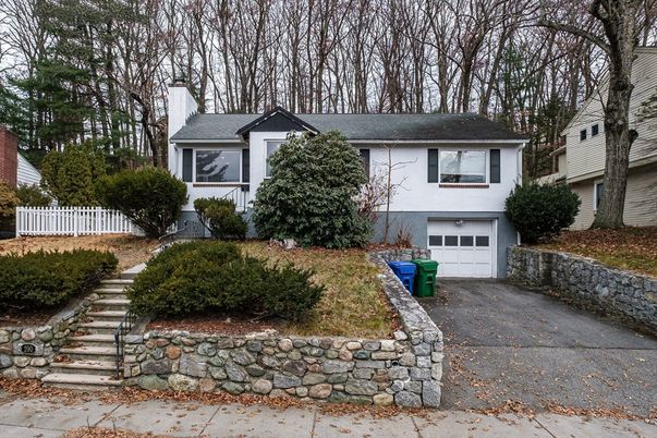 Attached, Exterior, Facade, Raised Ranch