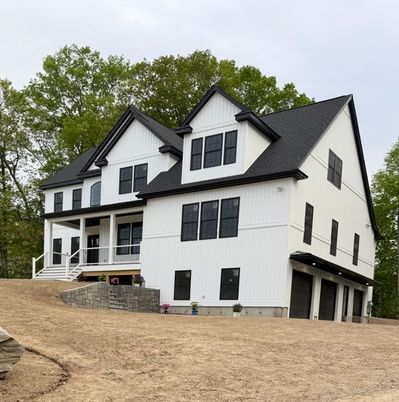 Backyard, Exterior, Facade, Farmhouse