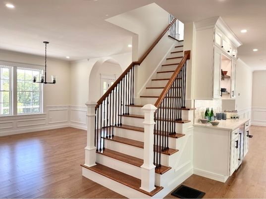 Interior, Pendant Lights, Recessed Lighting, Wood Texture Flooring