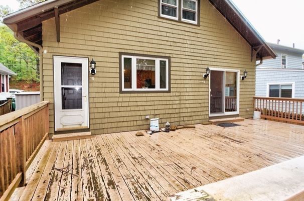 Exterior, Wood Texture Flooring