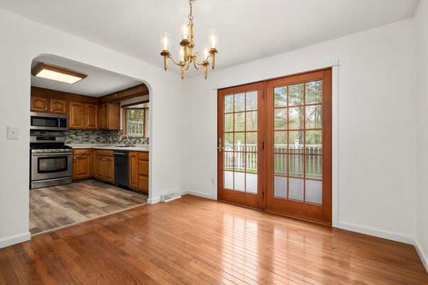 Chandelier, Interior, Kitchen, Stainless Steel Appliances, Wood Texture Flooring