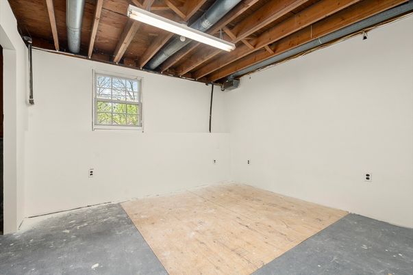Empty room, Interior, Wooden Beams, Wooden Ceilings, Wood Texture Flooring