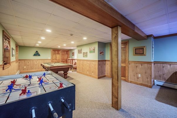 Billiard Table, Game Room, Interior, Recessed Lighting