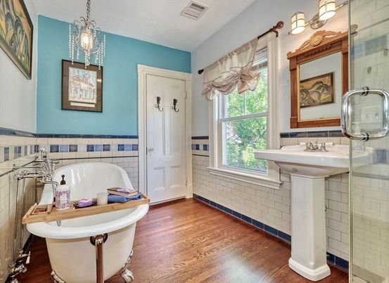 Bathroom, Free Standing Baths, Interior, Pendant Lights, Wood Texture Flooring