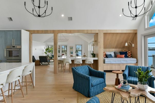 Chandelier, Dining room, Interior, Kitchen, Living room, Recessed Lighting, Wood Texture Flooring