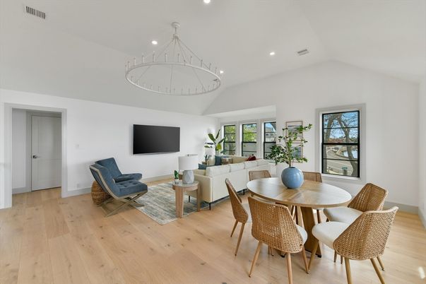 Dining room, Interior, Living room, Pendant Lights, Recessed Lighting, Wood Texture Flooring