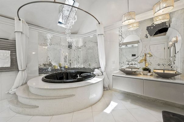 Bathroom, Dual Sink Vanities, Interior, Pendant Lights