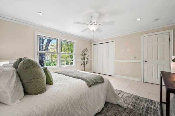 Bedroom, Interior, Recessed Lighting