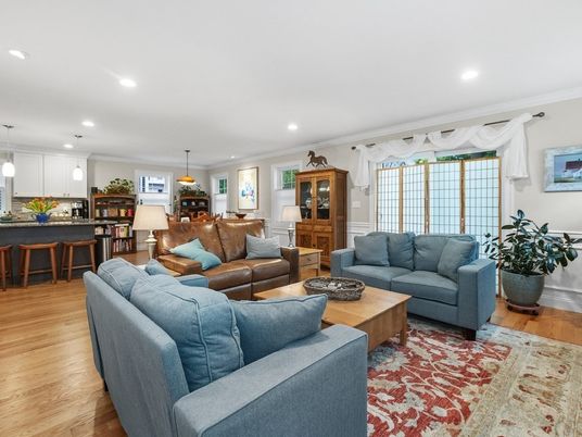 Interior, Kitchen, Living room, Pendant Lights, Recessed Lighting, Wood Texture Flooring
