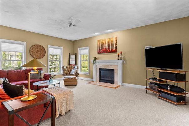 Fireplace, Interior, Living room, Recessed Lighting