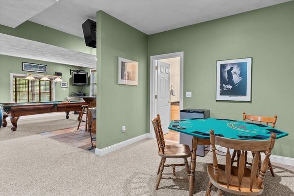 Billiard Table, Game Room, Interior