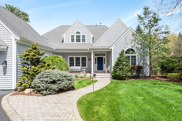 Exterior, Facade, Cape Cod