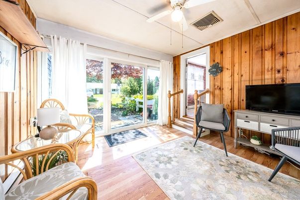 Interior, Wood Texture Flooring, Wooden Walls