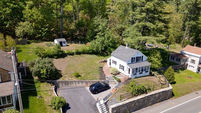 Exterior, Drone