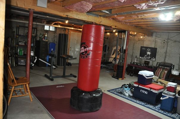 Fitness Equipment, Interior, Wooden Beams