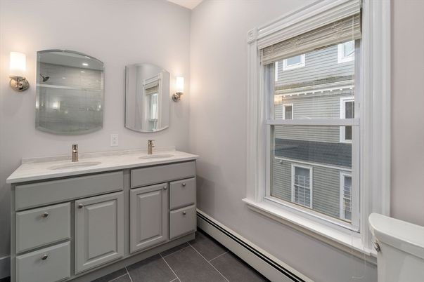 Bathroom, Dual Sink Vanities, Interior
