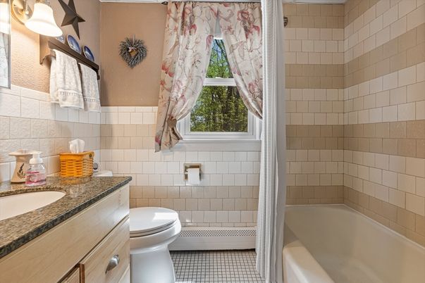 Bathroom, Interior
