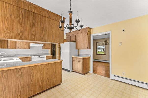 Chandelier, Interior, Kitchen, Wood Texture Flooring
