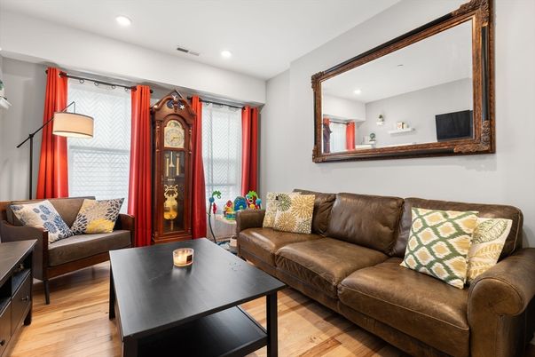 Interior, Kitchen, Washer, Wood Texture Flooring