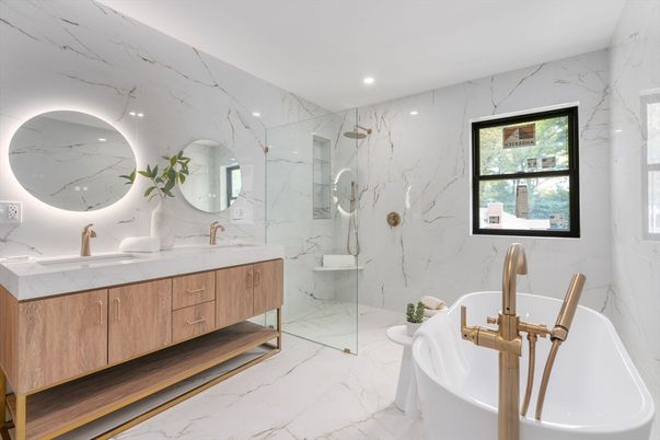 Bathroom, Dual Sink Vanities, Free Standing Baths, Glass Shower, Interior, Marble, Marble Walls, Recessed Lighting