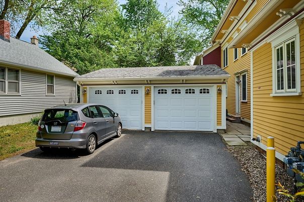 Detached Garage, Exterior