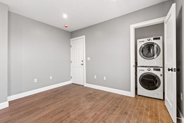 Interior, Recessed Lighting, Utility Closets, Washer, Wood Texture Flooring