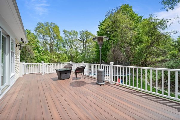 Exterior, Wood Texture Flooring