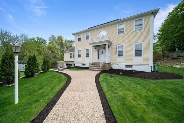 Backyard, Exterior, Facade, Georgian