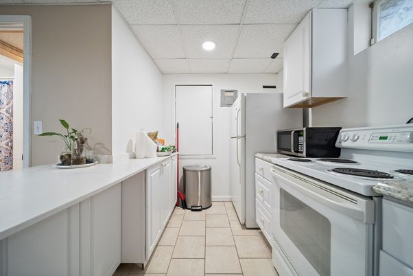 Interior, Kitchen, Recessed Lighting
