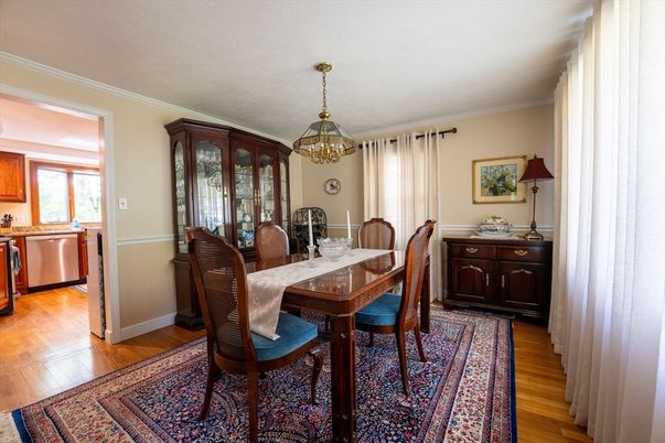Dining room, Interior, Kitchen, Pendant Lights, Wood Texture Flooring