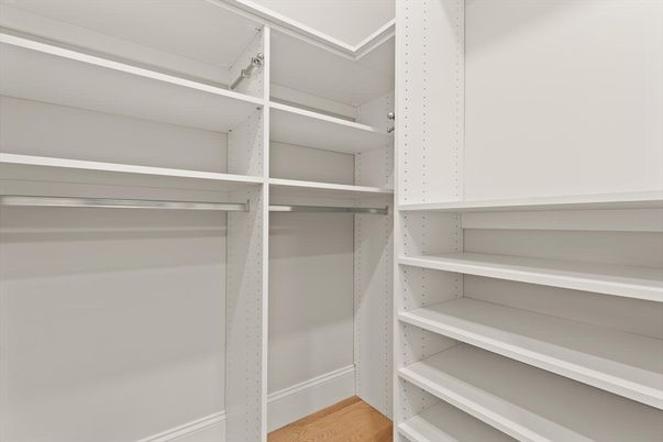 Interior, Walk-in Closets, Wood Texture Flooring
