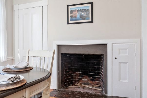 Fireplace, Interior