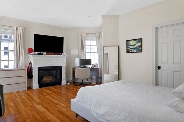 Bedroom, Fireplace, Home Office, Interior, Recessed Lighting, Wood Texture Flooring