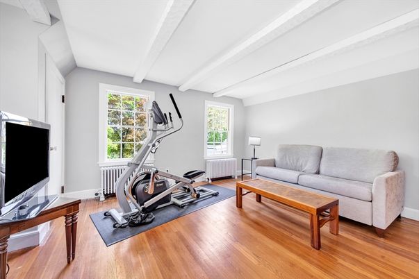 Fitness Equipment, Interior, Living room, Wood Texture Flooring