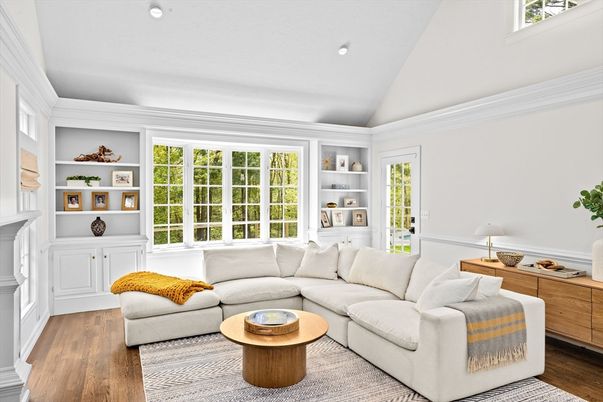 Interior, Living room, Recessed Lighting, Wood Texture Flooring