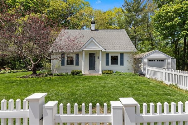 Backyard, Detached Garage, Exterior, Facade, Cape Cod