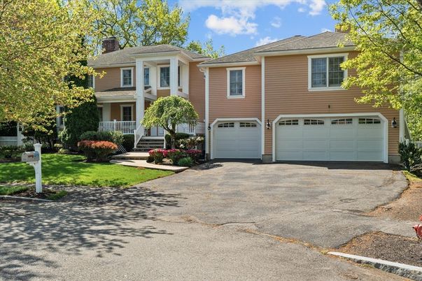 Attached, Exterior, Facade, Raised Ranch