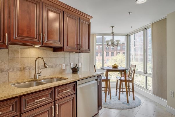 Chandelier, Dining room, Interior, Kitchen, Recessed Lighting